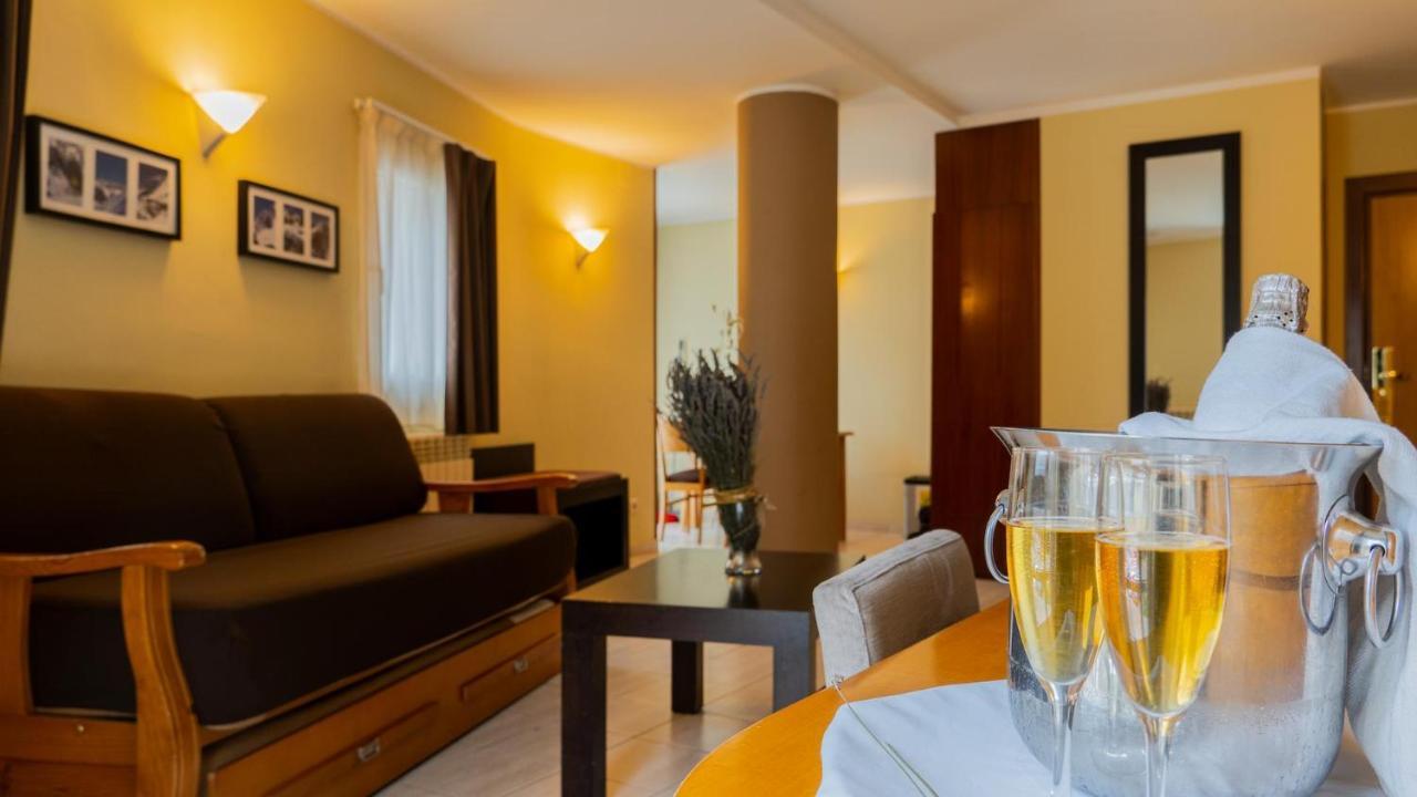 Aparthotel Annapurna M&P à Ordino Extérieur photo